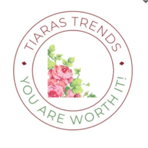 Gold Oversized Flower Stud Earrings - Picture 9 of 9